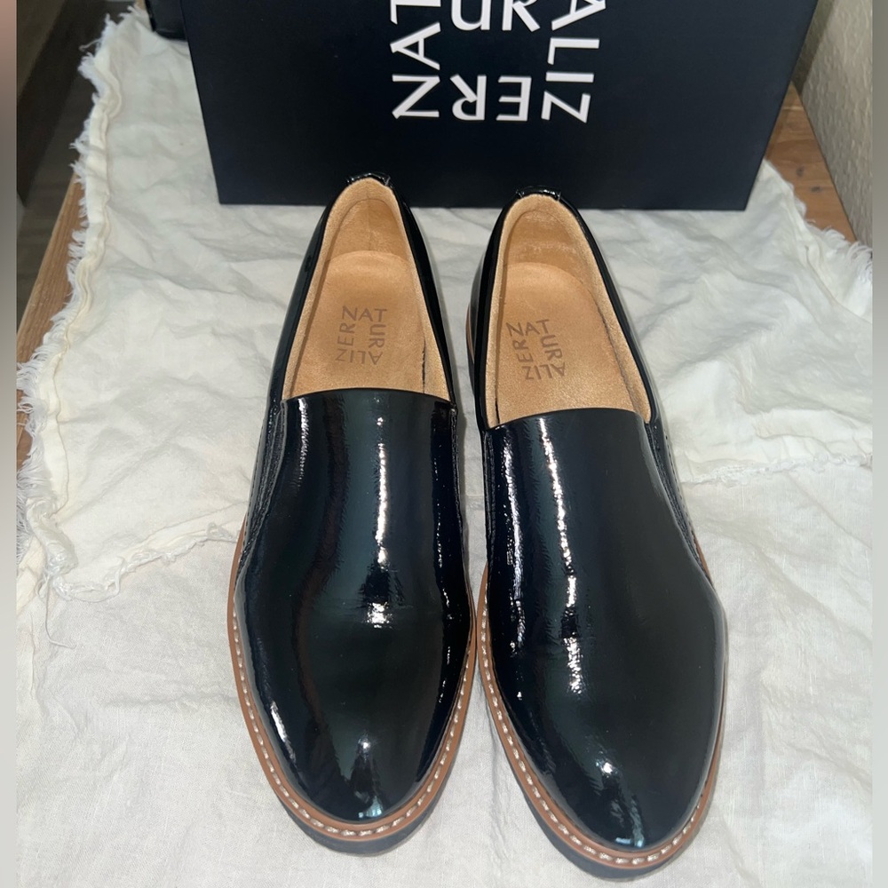 Naturalizer EFFIE BLACK PATENT LEATHER PLATFORM LOAFERS Slip On Women’s